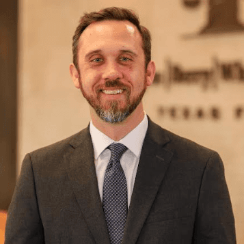 Lucas K. Holl Attorney Photo